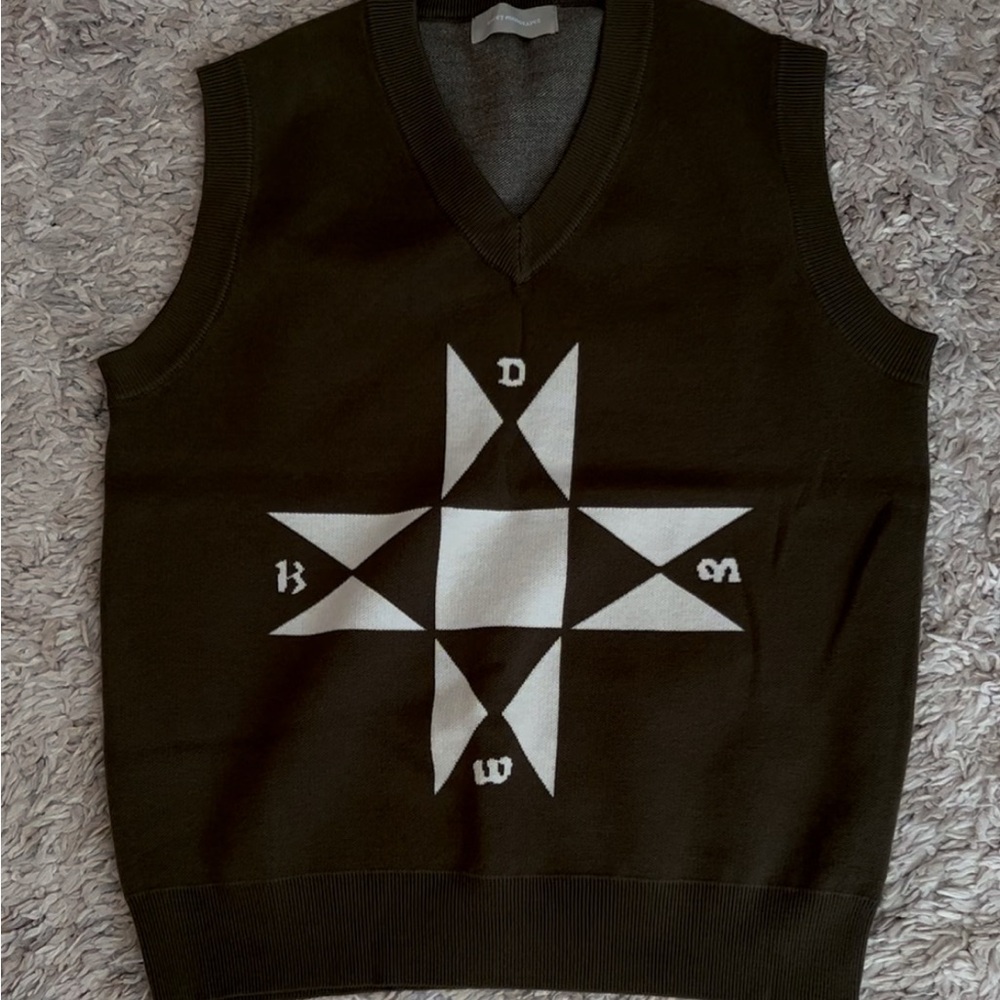 KACEY MUSGRAVES SWEATER VEST LIMITED EDITION